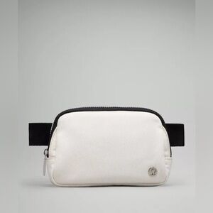 Everywhere Belt Bag Canvas - Natural Black